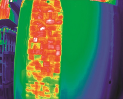 Thermographiebild eines Rotorblatts einer Windenergieanlage