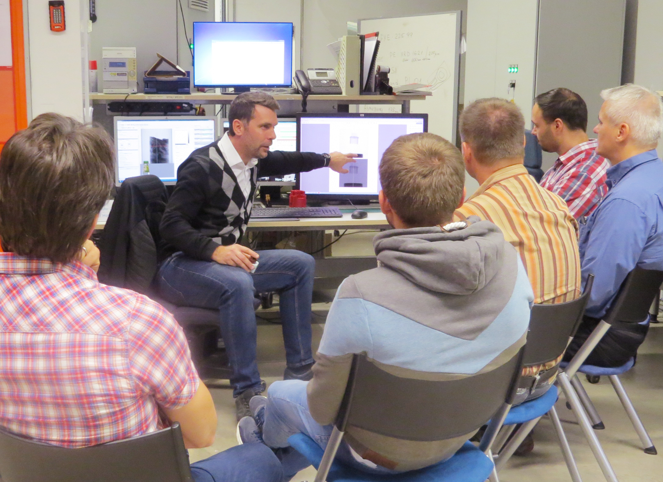 Praktikum beim 3D-Messtechnik-Seminar von Fraunhofer Vision