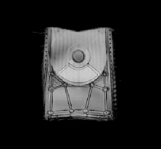 Hochauflösende 3D-Bildgebung einer Parkscheibe mit integriertem Radarsensor. 